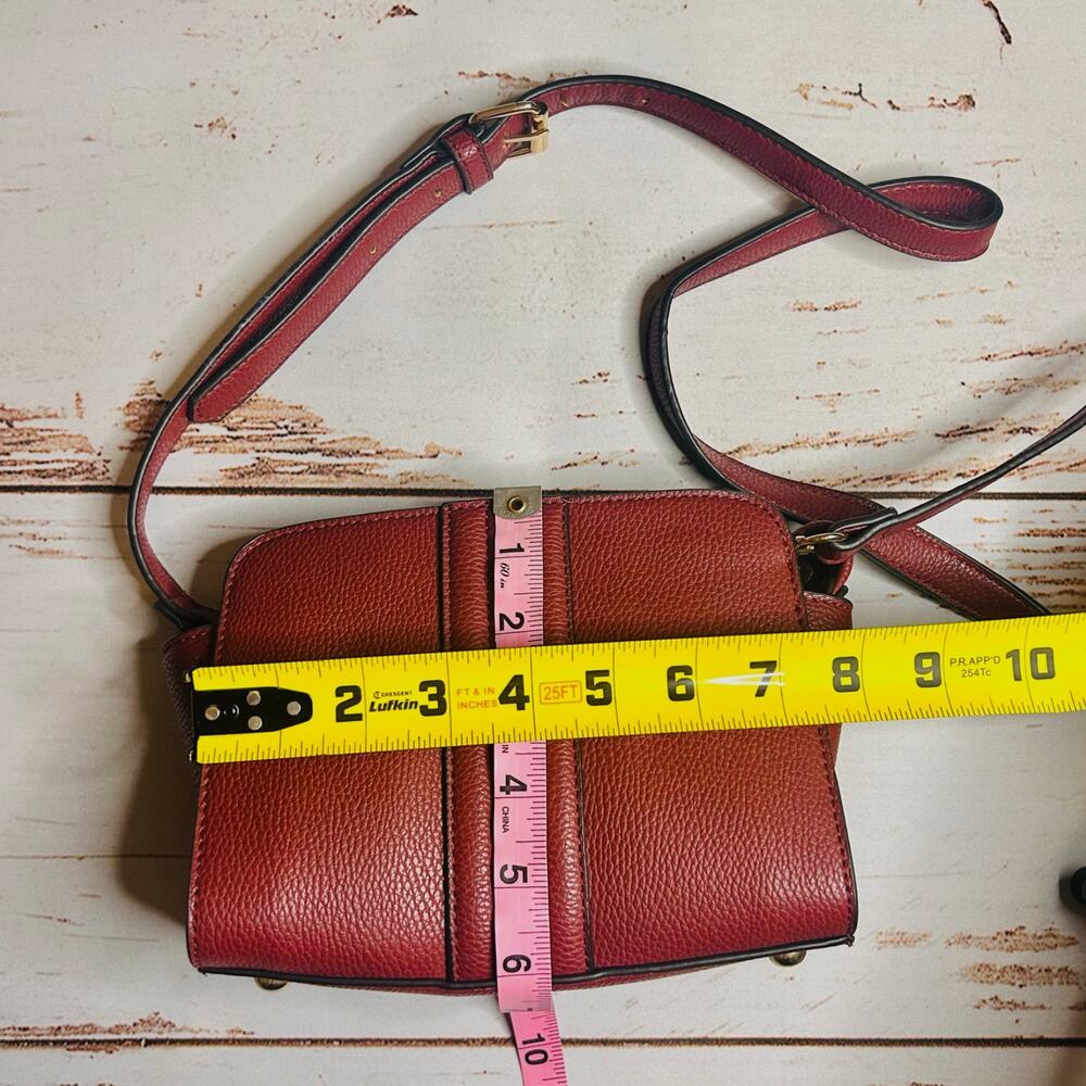 NWT JustFab Martock Crossbody Bag Faux Leather Mini Purse Gold Hardware - Picture 8 of 16